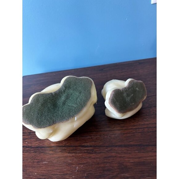 2 Vtg Adorable Frog Shaped Wax Candle Set Ivory - Picture 5 of 5